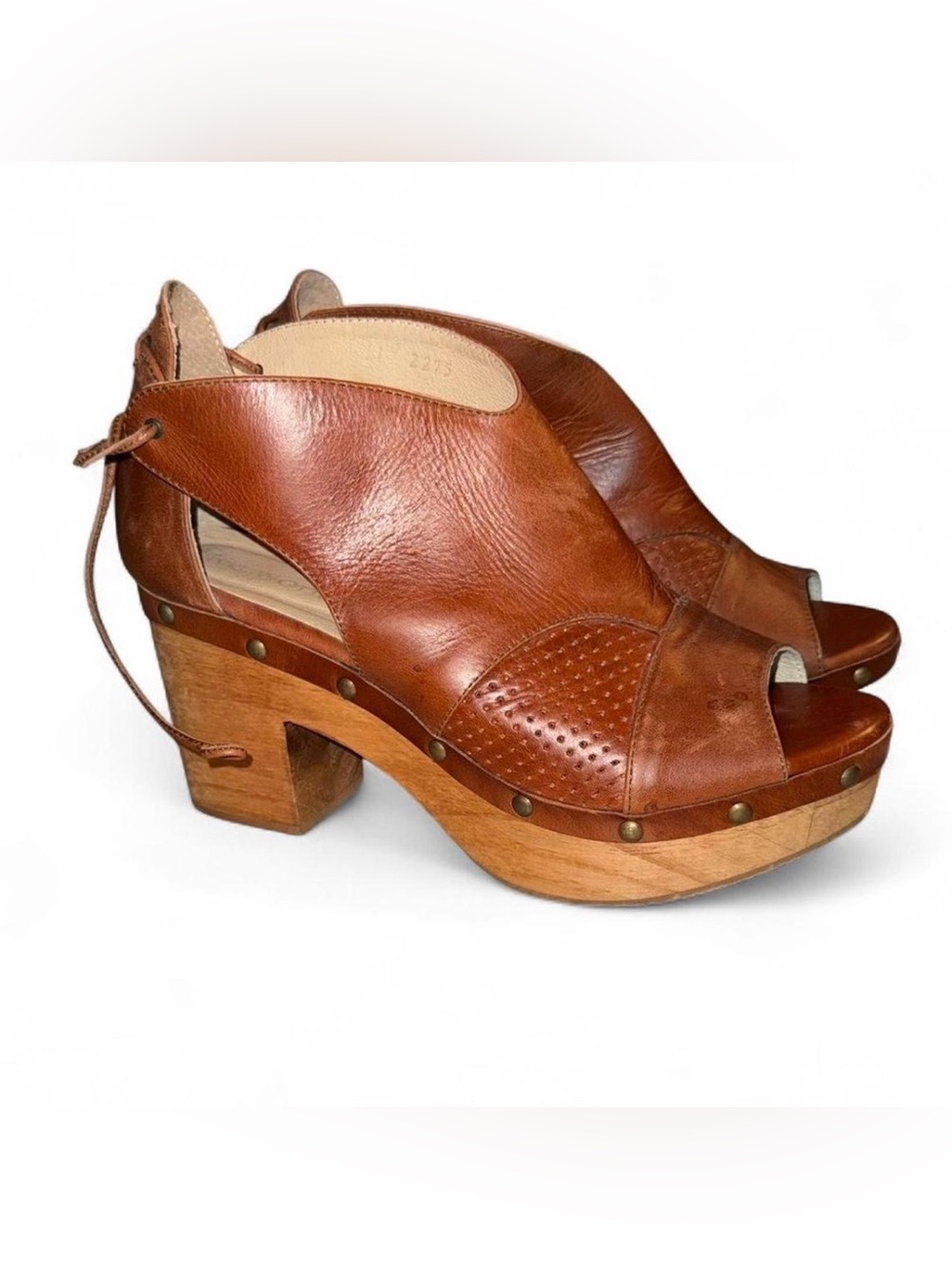 Five Worlds Women's Tan Leather Platform Clog Heels